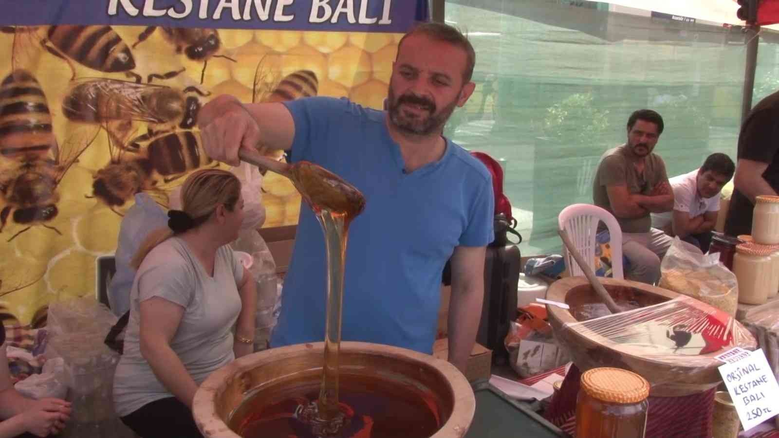 Ümraniye Belediyesi’nin katkılarıyla 23 ve 29 Mayıs tarihleri arasında gerçekleşen Doğu ve Güneydoğu Anadolu Günleri İstanbul Ümraniye Santral ...