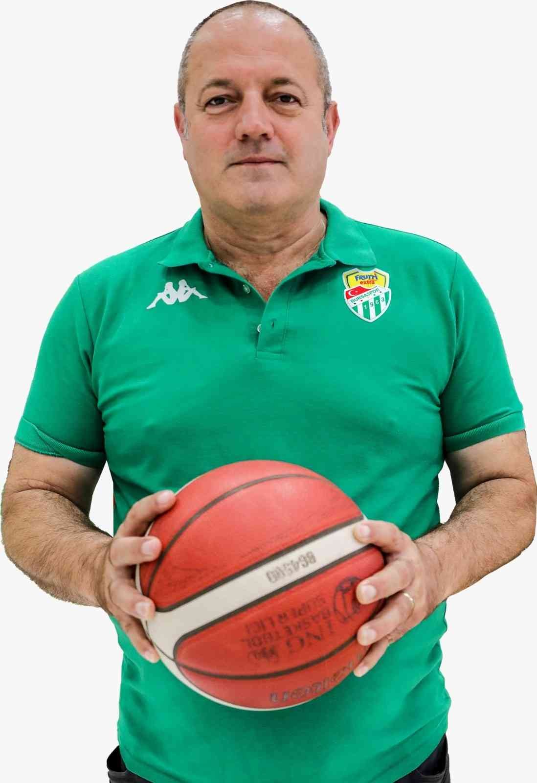 Frutti Extra Bursaspor Altyapı Sorumlusu Ahmet Gürgen, bu hafta sonu Barış Spor Salonu’nda gerçekleştirilecek alt yapı seçmeleri öncesinde ...