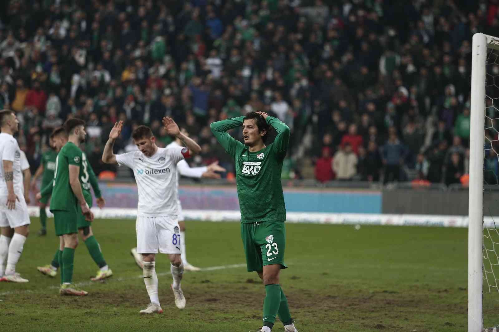 Geçen sezona ligin en değerli takımı olarak başlayan ve küme düşen Bursaspor’a karşı Süper Lig’e yükselen ekiplerin maliyetleri ağızları açık ...