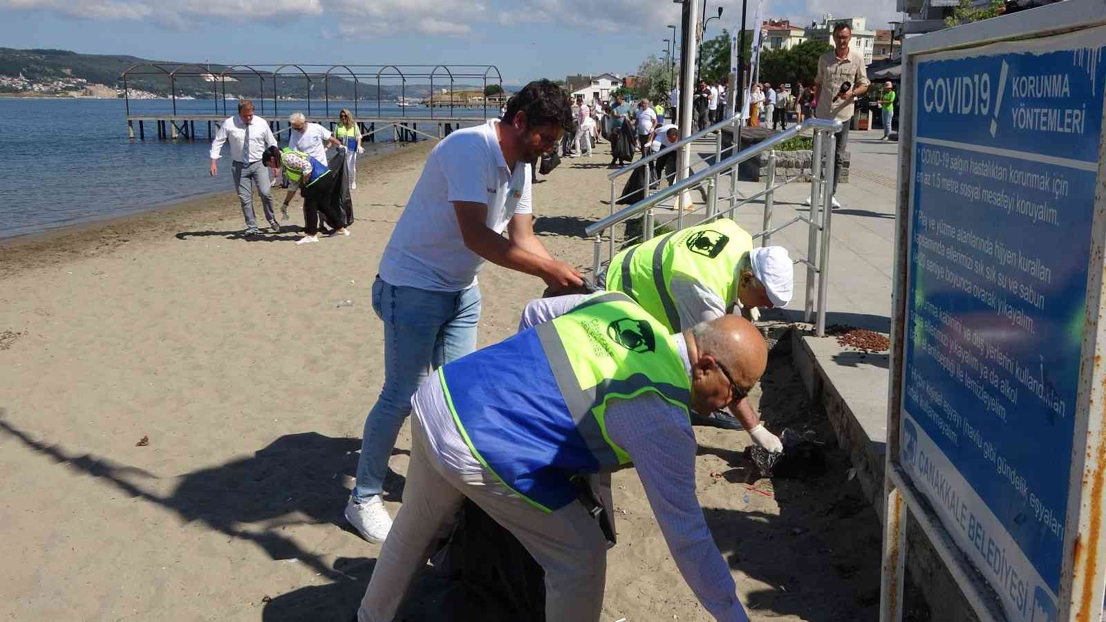 Marmara Denizi etkinlikleri çerçevesinde Çanakkale’de sahil temizliği gerçekleştirildi. Çanakkale’de 8 Haziran Marmara Denizi Günü dolayısıyla ...