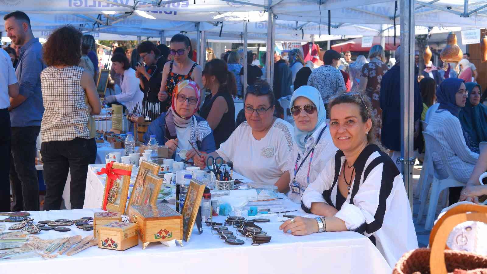 Edirne’de öğrencilerin devamsızlık sorununu çözmek için kurulan mehter takımı, verdiği konserle vatandaşların beğenisini kazandı. Merkez Meriç ...