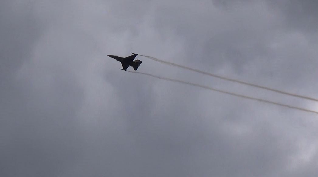 Türk Hava Kuvvetlerinin Akrobasi ekibi Solo Türk, Kiraz Festivalinde yapacağı gösterinin test ve provaları başlarken, uçuşlar adeta nefes kesti ...