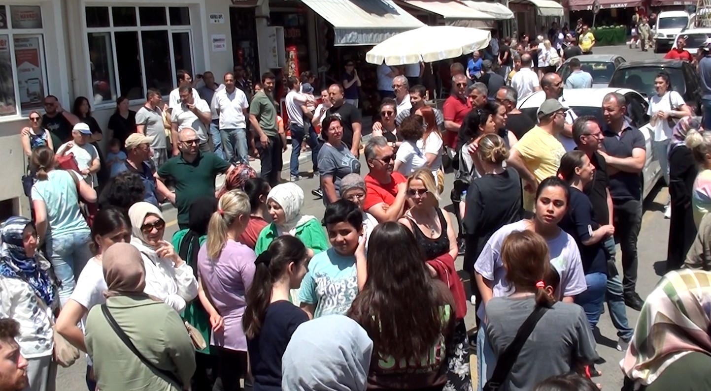 Milyonlarca öğrencinin iyi bir liseyi kazanmak için ter döktüğü Liselere Geçiş Sistemi (LGS) sınavı tamamlandı. Tekirdağ’da binlerce öğrencinin ...